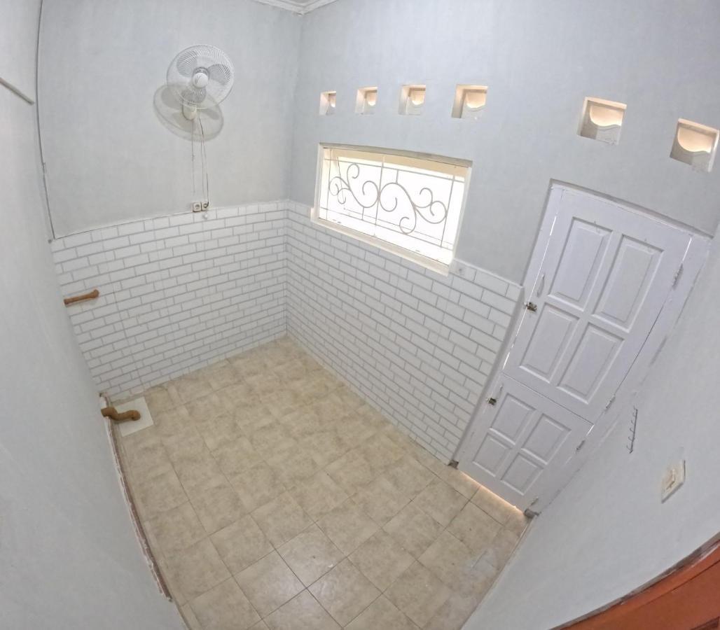 Holiday home Nitikan Homestay Jogja *